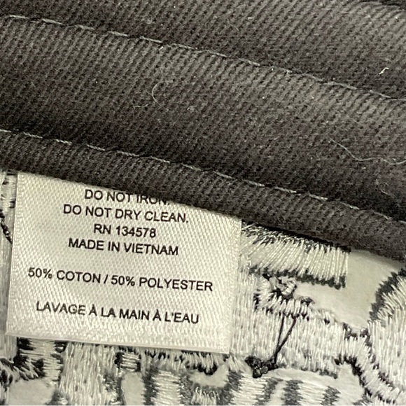 VINEYARD VINES Shark Trucker Hat Ball Cap Adjustable Mesh Black Gray Snapback - Picture 8 of 8